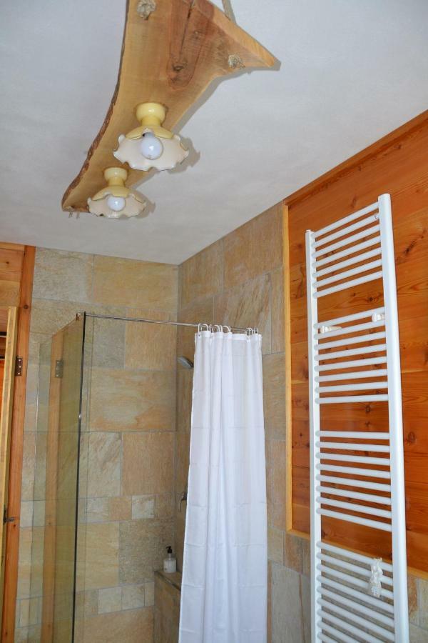 B&B L'Albero E Le Stelle Borgo San Dalmazzo Luaran gambar